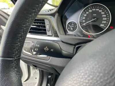 BMW 420 Gran Coupé 2015 - 20890 EUR, 221587 km - AUTO.MOTO.pt - 221587km - foto 17 de 37