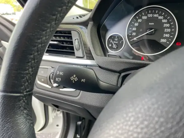 BMW 420 Gran Coupé 2015 - 19950 EUR, 221587 km - AUTO.MOTO.pt - 221587km - foto 17 de 37