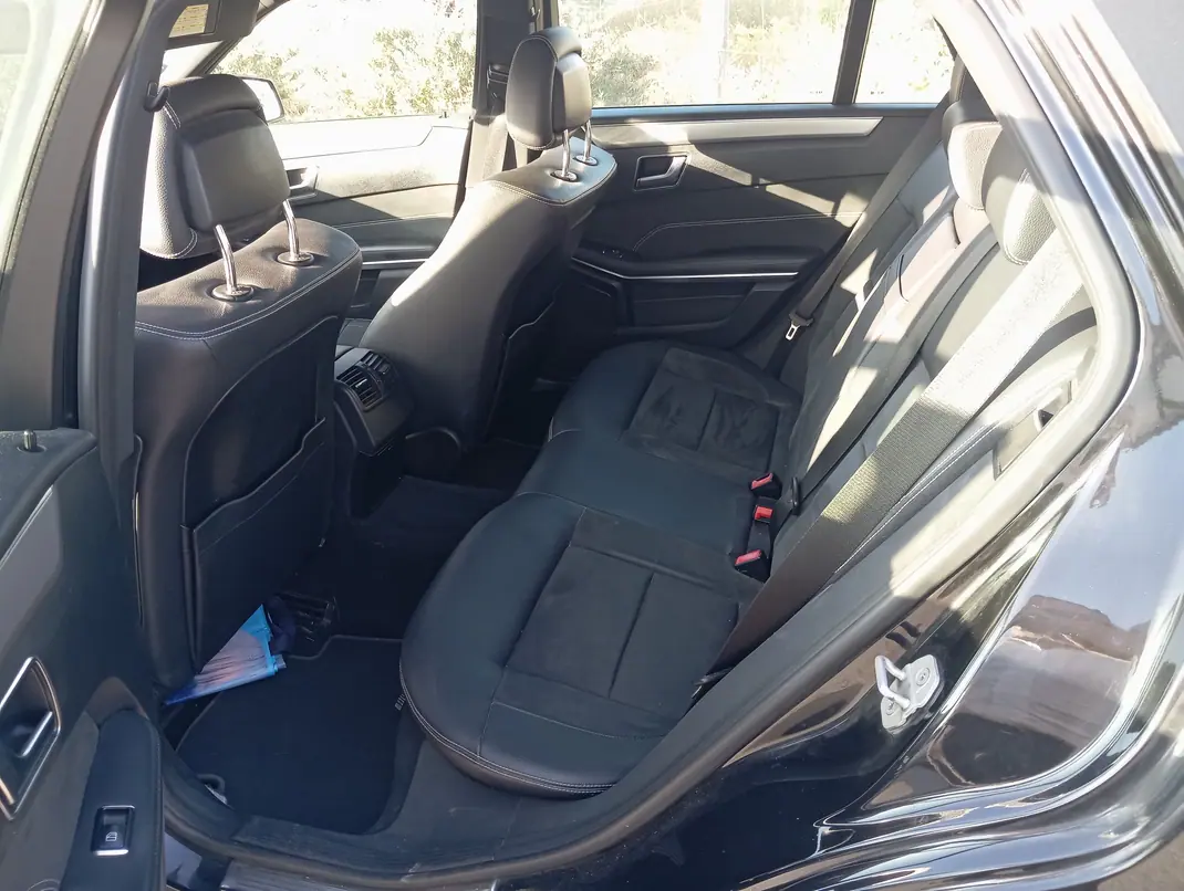 Mercedes-Benz E 300 2013 - 14500 EUR, 193000 km - 193000km - foto 2 de 6