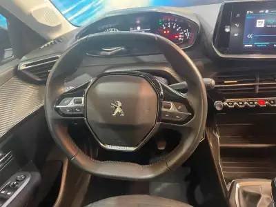 Peugeot 208 2023 - 14900 EUR, 44000 km - AUTO.MOTO.pt - 44000km - foto 37 de 47