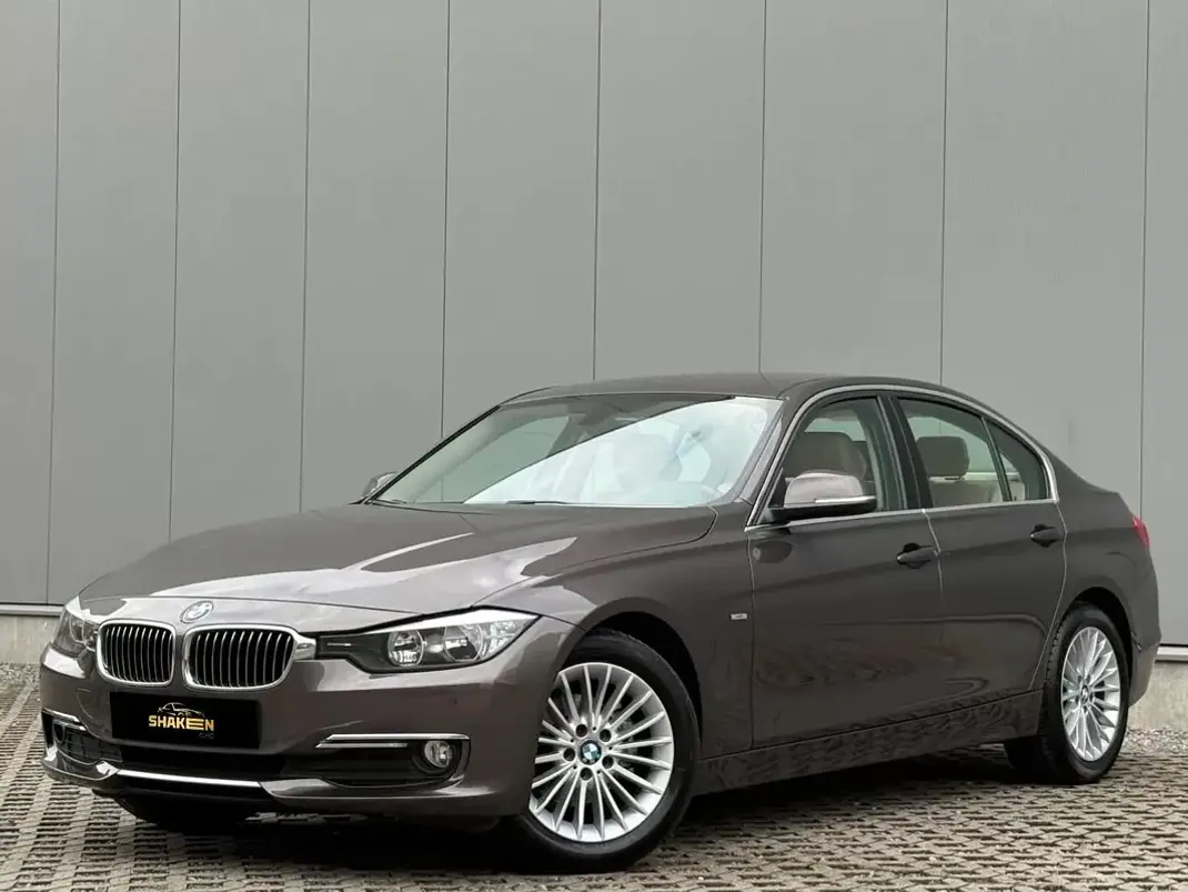 BMW 318 2012 - 11750 EUR, 171517 km - AUTO.MOTO.pt - 171517km - foto 1 de 12