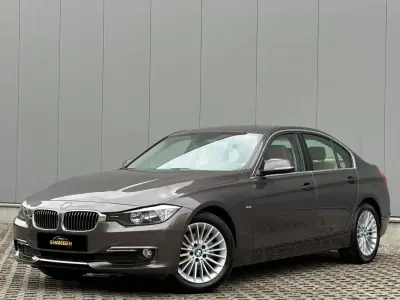 BMW 318 2012 - 171517km