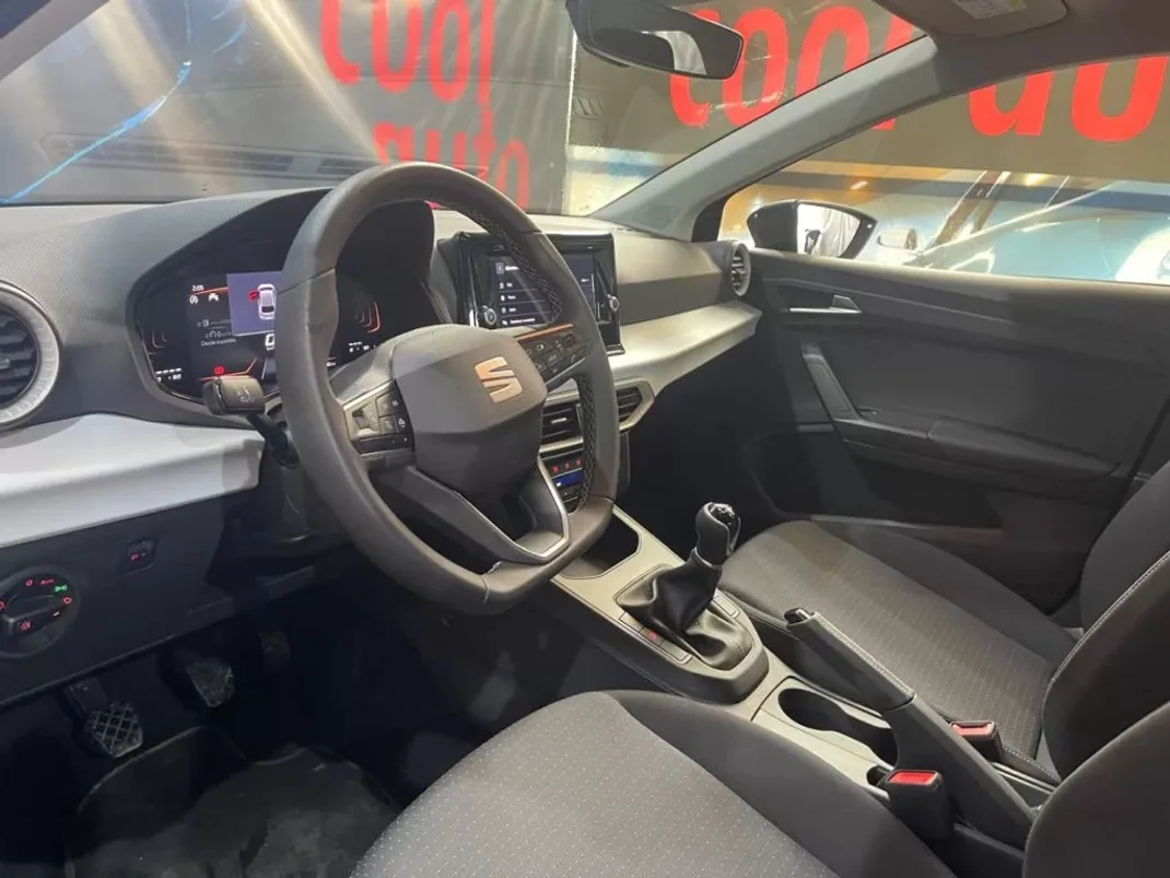 SEAT Ibiza 2024 - 17999 EUR, 1000 km - AUTO.MOTO.pt - 1000km - foto 25 de 40