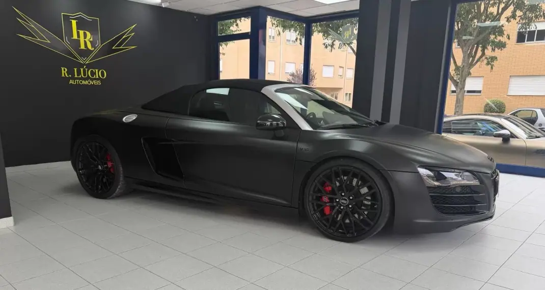 Audi R8 Spyder 2012 - 125000 EUR, 89245 km - 89245km - foto 15 de 44