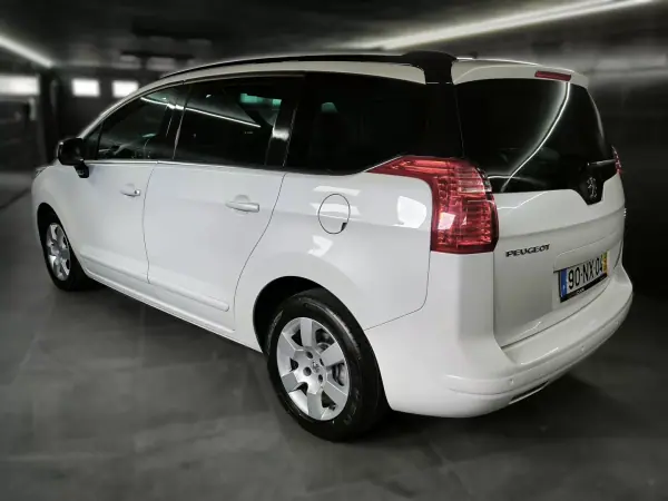 Peugeot 5008 2013 - 10950 EUR, 159800 km - AUTO.MOTO.pt - 159800km - foto 12 de 62