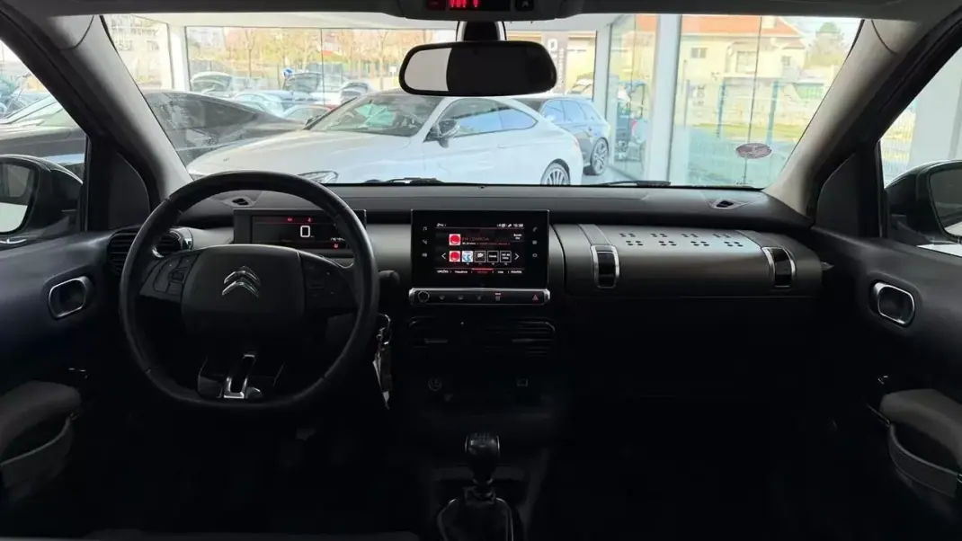 Citroën C4 Cactus 2020 - 10990 EUR, 176794 km - AUTO.MOTO.pt - 176794km - foto 18 de 27