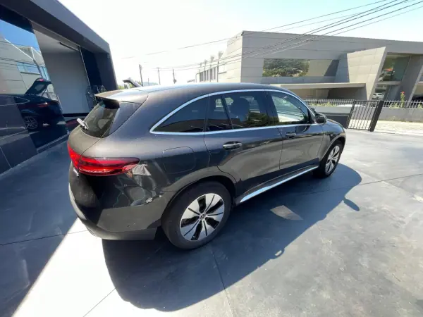 Mercedes-Benz EQC 2022 - 37900 EUR, 86000 km - AUTO.MOTO.pt - 86000km - foto 4 de 11
