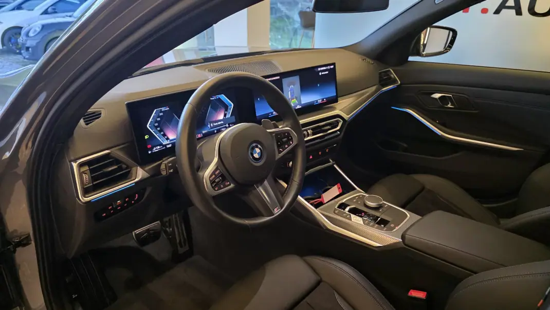 BMW 320 2024 - 42500 EUR, 5552 km - AUTO.MOTO.pt - 5552km - foto 6 de 58