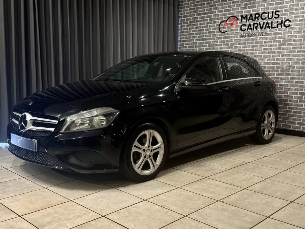 Mercedes-Benz A 180 2014 - 12990 EUR, 290000 km - AUTO.MOTO.pt - 290000km - foto 1 de 15