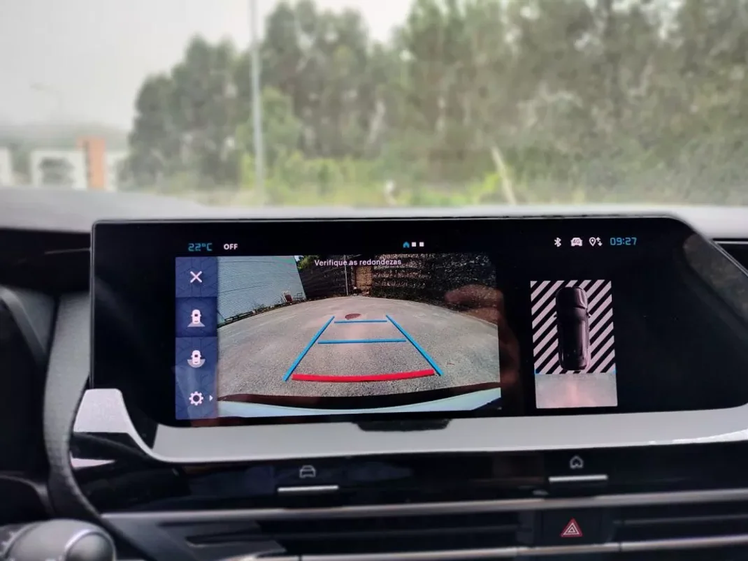 Citroën C5 X 2023 - 35000 EUR, 6500 km - AUTO.MOTO.pt - 6500km - foto 25 de 29