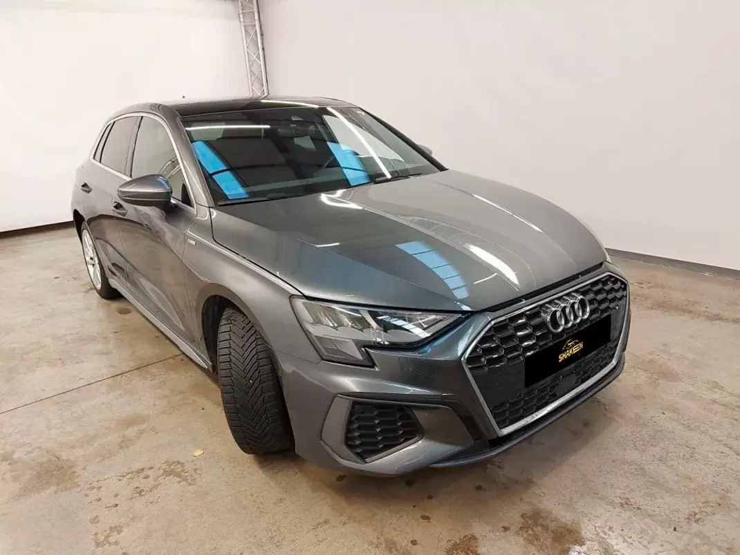 Audi A3 Sportback 2021 - 26890 EUR, 66309 km - AUTO.MOTO.pt - 66309km - foto 4 de 11