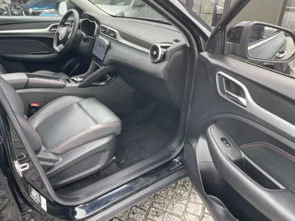 MG ZS 2021 - 22800 EUR, 59624 km - AUTO.MOTO.pt - 59624km - foto 14 de 31