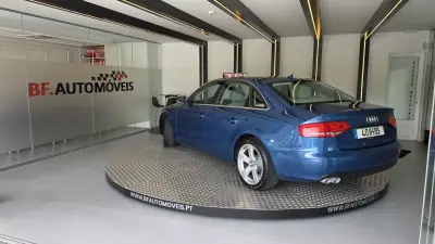 Audi A4 2009 - 9900 EUR, 305847 km - AUTO.MOTO.pt - 305847km - foto 3 de 57
