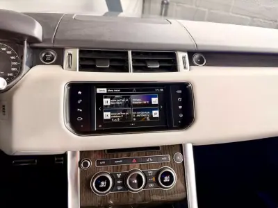 Land Rover Range Rover Sport 2016 - 43990 EUR, 99900 km - AUTO.MOTO.pt - 99900km - foto 23 de 33