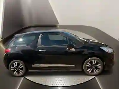 DS DS3 2017 - 8500 EUR, 115144 km - AUTO.MOTO.pt - 115144km - foto 3 de 8