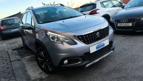 Peugeot 2008 2017 - 11500 EUR, 164000 km - AUTO.MOTO.pt - 164000km - foto 14 de 15