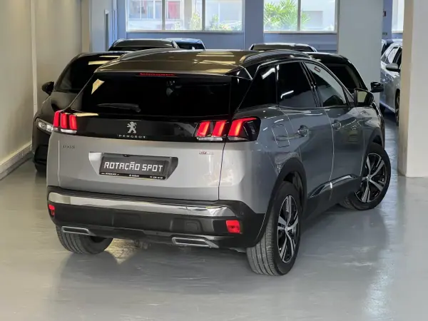 Peugeot 3008 2018 - 18490 EUR, 170000 km - AUTO.MOTO.pt - 170000km - foto 2 de 44