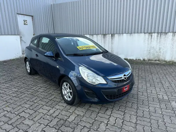 Opel Corsa 2013 - 8490 EUR, 110000 km - AUTO.MOTO.pt - 110000km - foto 3 de 16