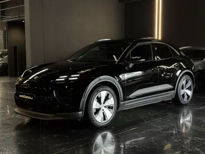 Porsche Macan 2025 - 87990 EUR, 15800 km - AUTO.MOTO.pt - 15800km - foto 8 de 33
