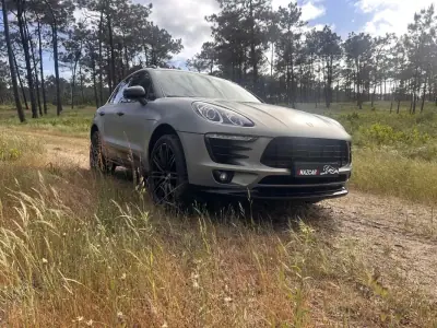 Porsche Macan 2016 - 42900 EUR, 145000 km - AUTO.MOTO.pt - 145000km - foto 2 de 25