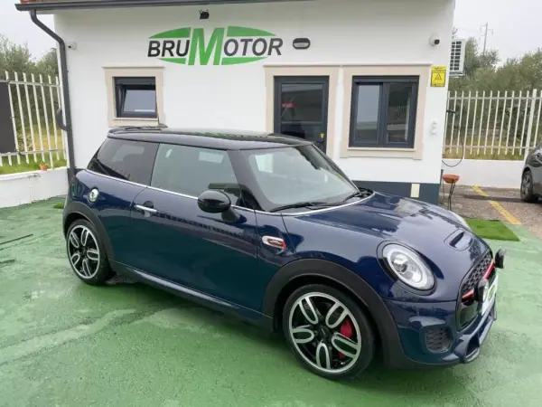 MINI John Cooper Works 2018 - 25750 EUR, 130063 km - AUTO.MOTO.pt - 130063km - foto 5 de 18