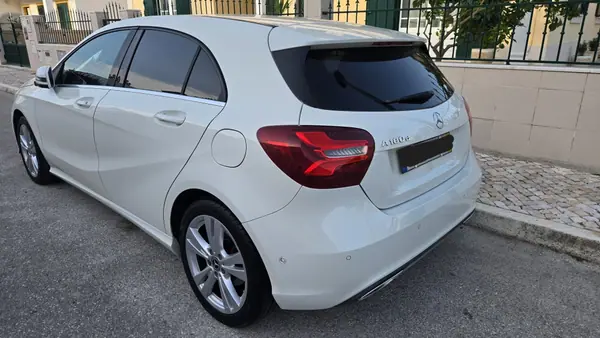 Mercedes-Benz A 180 2017 — photo 2 of 12