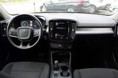 Volvo XC 40 2021 - 24500 EUR, 136304 km - AUTO.MOTO.pt - 136304km - foto 18 de 21