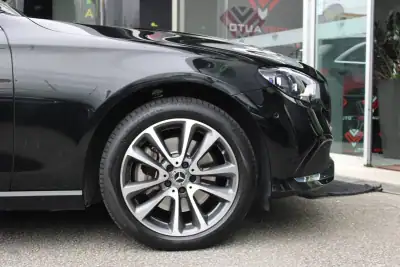Mercedes-Benz E 220 2021 - 36900 EUR, 78024 km - AUTO.MOTO.pt - 78024km - foto 29 de 34