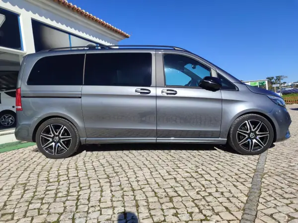 Mercedes-Benz V 300 2020 - 49900 EUR, 120000 km - AUTO.MOTO.pt - 120000km - foto 4 de 19