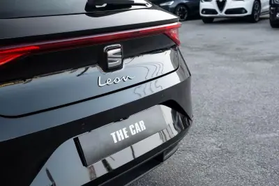 SEAT Leon 2021 - 15999 EUR, 127100 km - AUTO.MOTO.pt - 127100km - foto 7 de 24