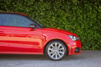 Audi A1 2014 - 12900 EUR, 154000 km - AUTO.MOTO.pt - 154000km - foto 5 de 16