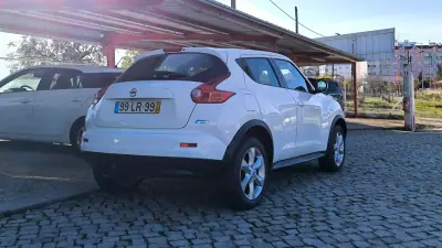 Nissan Juke 2011 - 10750 EUR, 117750 km - AUTO.MOTO.pt - 117750km - foto 5 de 10
