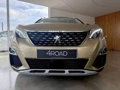 Peugeot 3008 2017 - 18500 EUR, 155000 km - AUTO.MOTO.pt - 155000km - foto 11 de 112