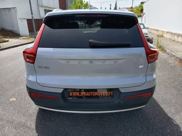 Volvo XC 40 2020 - 23990 EUR, 116700 km - AUTO.MOTO.pt - 116700km - foto 5 de 26