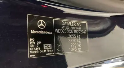 Mercedes-Benz C 200 2017 - 19990 EUR, 106000 km - AUTO.MOTO.pt - 106000km - foto 17 de 19
