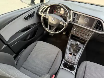SEAT Leon ST 2017 - 12900 EUR, 128174 km - AUTO.MOTO.pt - 128174km - foto 20 de 28