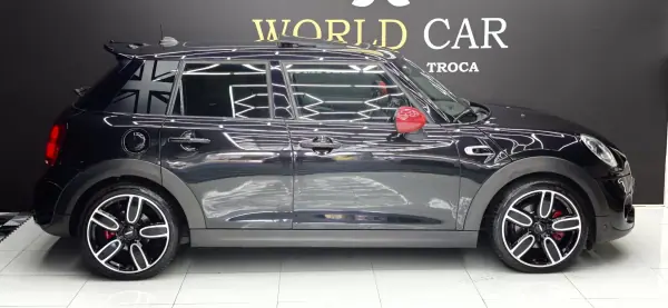 MINI Cooper 2015 - 15990 EUR, 184130 km - AUTO.MOTO.pt - 184130km - foto 15 de 39