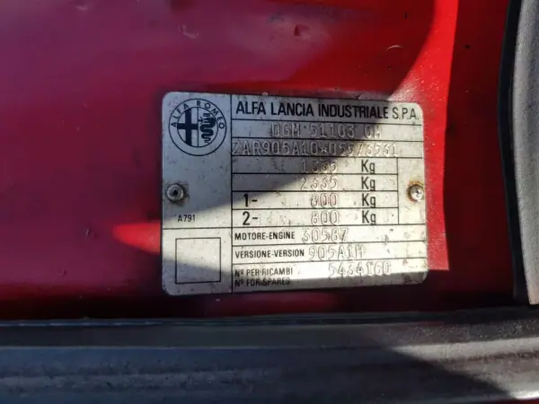 Alfa Romeo 33 1989 - 7500 EUR, 158776 km - AUTO.MOTO.pt - 158776km - foto 22 de 35