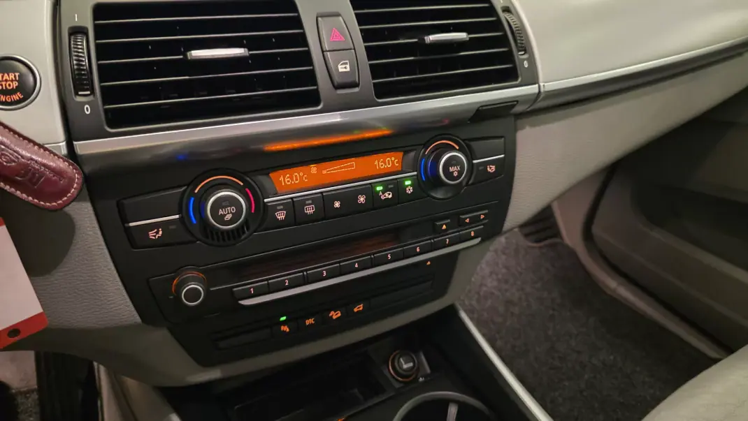 BMW X5 2008 - 14900 EUR, 273516 km - AUTO.MOTO.pt - 273516km - foto 39 de 51