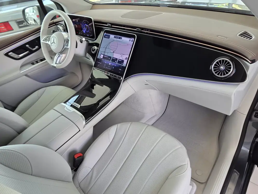 Mercedes-Benz EQE 2025 - 58990 EUR, 8906 km - AUTO.MOTO.pt - 8906km - foto 10 de 46