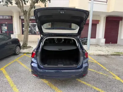 Fiat Tipo Station Wagon 2021 - 10750 EUR, 98000 km - AUTO.MOTO.pt - 98000km - foto 15 de 28