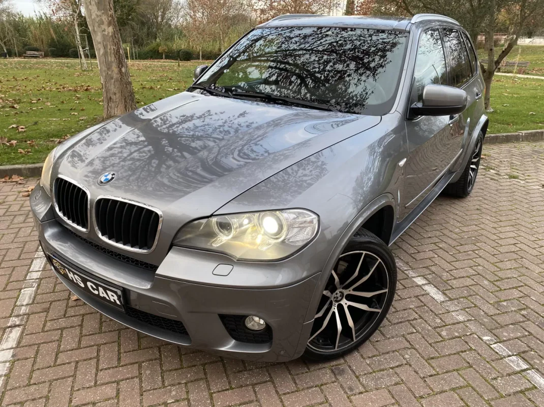 BMW X5 2013 - 23965 EUR, 239000 km - AUTO.MOTO.pt - 239000km - foto 1 de 32