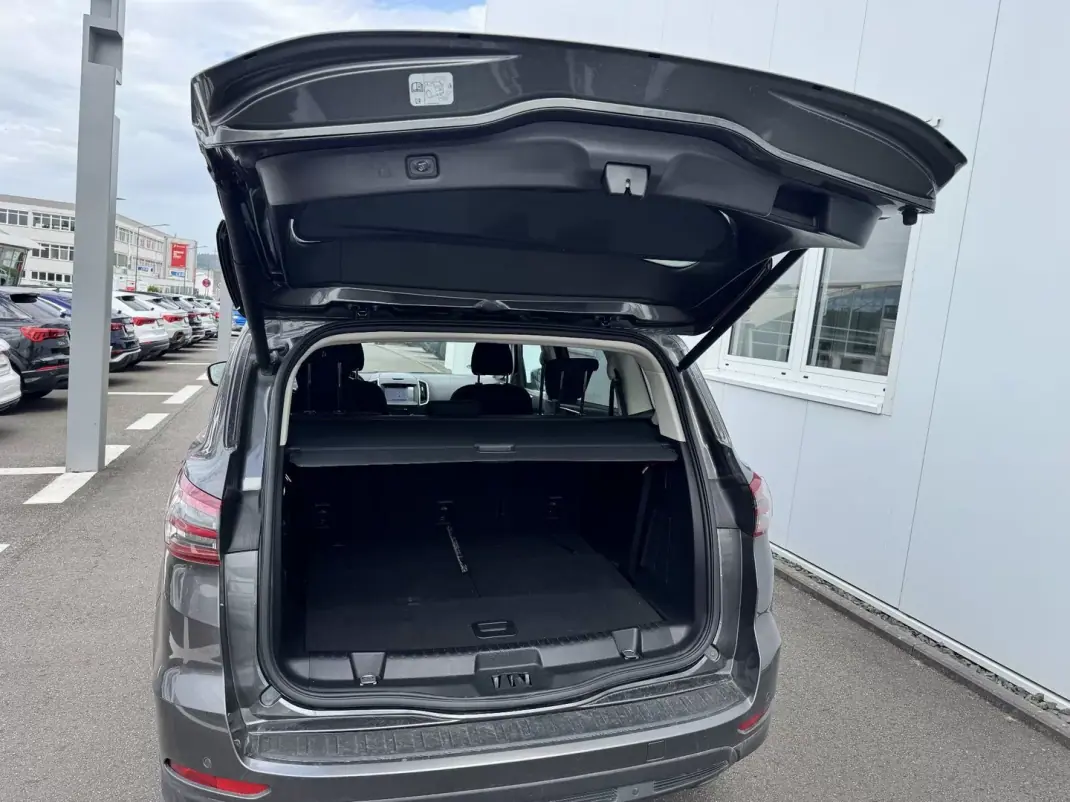 Ford S-Max 2019 - 19990 EUR, 100000 km - 100000km - foto 15 de 19