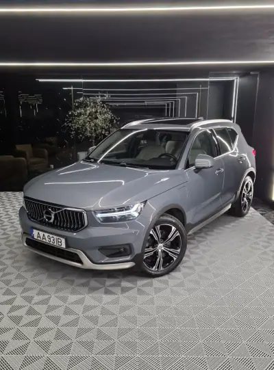 Volvo XC 40 2020 - 27750 EUR, 139000 km - AUTO.MOTO.pt - 139000km - foto 2 de 21
