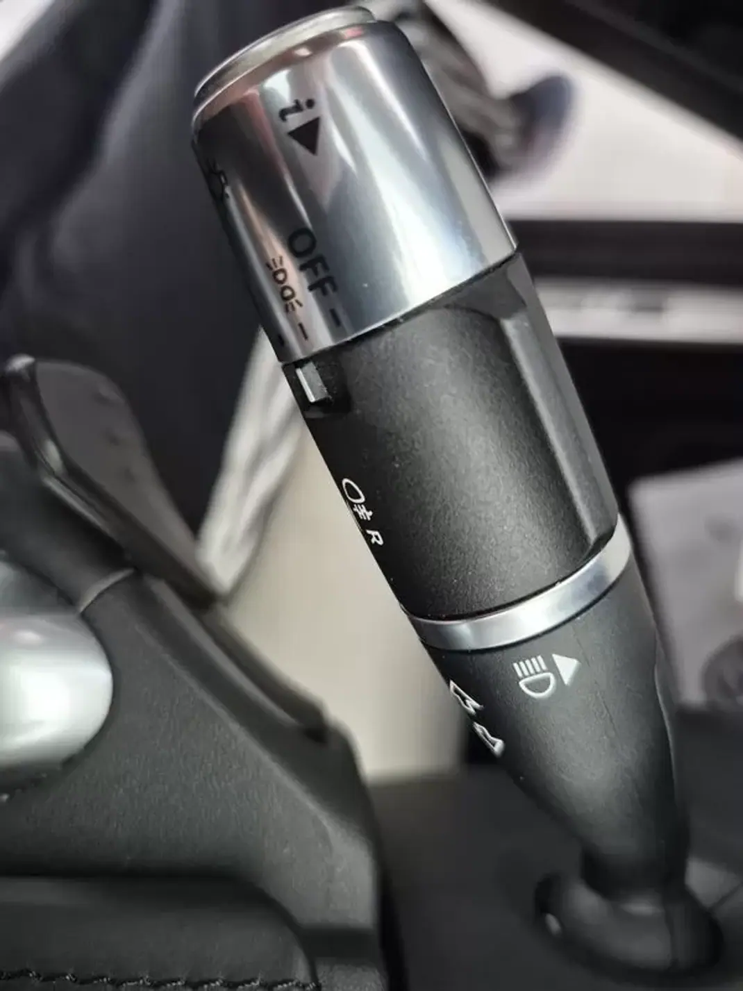 Land Rover Discovery Sport 2020 - 33900 EUR, 60481 km - AUTO.MOTO.pt - 60481km - foto 40 de 58