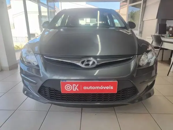 Hyundai i30 2011 - 7250 EUR, 112000 km - AUTO.MOTO.pt - 112000km - foto 30 de 35