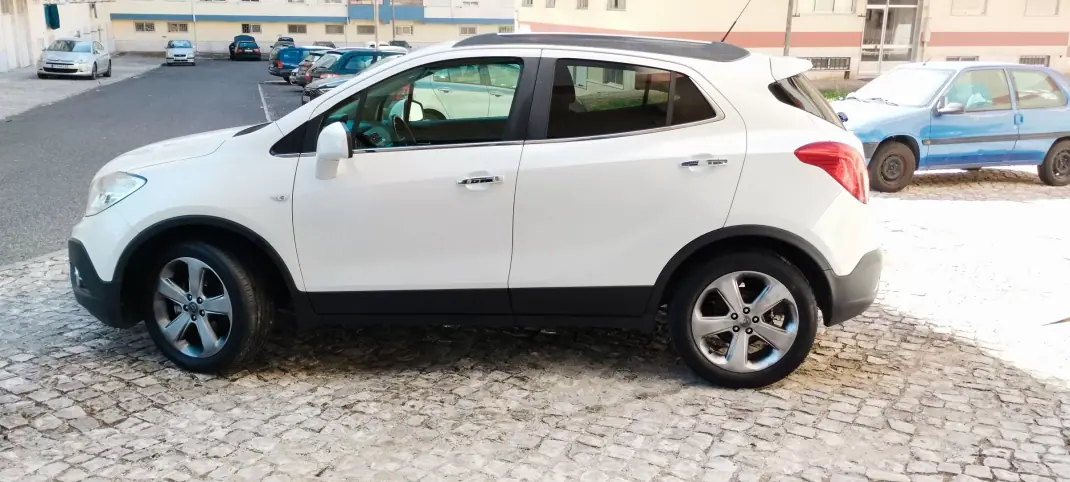 Opel Mokka X 2014 - 9500 EUR, 216485 km - AUTO.MOTO.pt - 216485km - foto 7 de 21