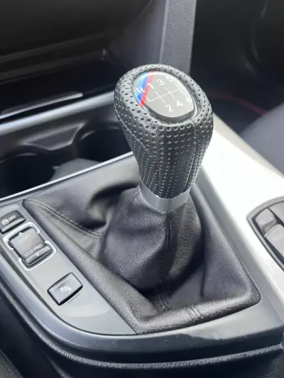 BMW 316 2014 - 14900 EUR, 175000 km - AUTO.MOTO.pt - 175000km - foto 41 de 59