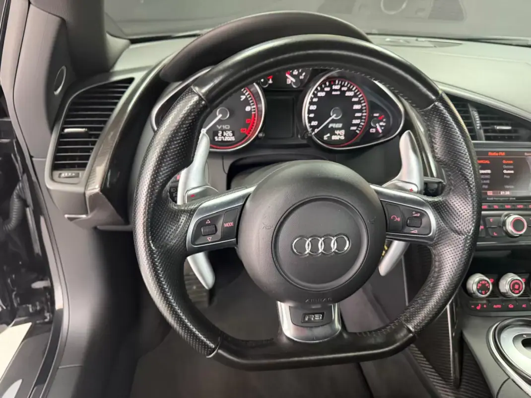 Audi R8 Spyder 2012 - 125000 EUR, 89245 km - 89245km - foto 36 de 44