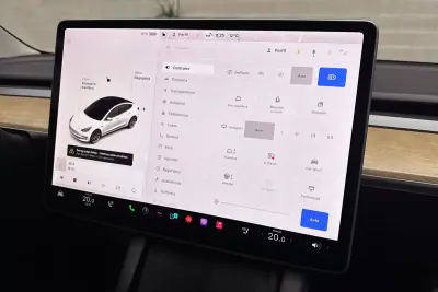 Tesla Model 3 2021 - 25450 EUR, 58710 km - AUTO.MOTO.pt - 58710km - foto 29 de 56
